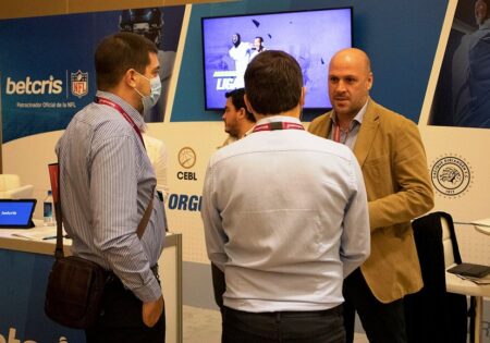 Excelente participación de Betcris en evento latinoamericano en Miami