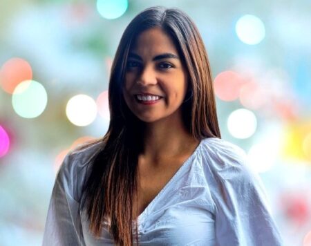 Allison Moncayo. Pasión por el gaming, actualización profesional y vocación de servicio