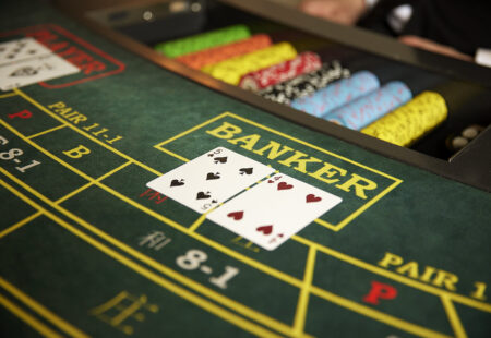 Comprendiendo las reglas del Baccarat