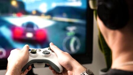 Global consumer spending on PC and console gaming will rise to USD 85.2 billion in 2025